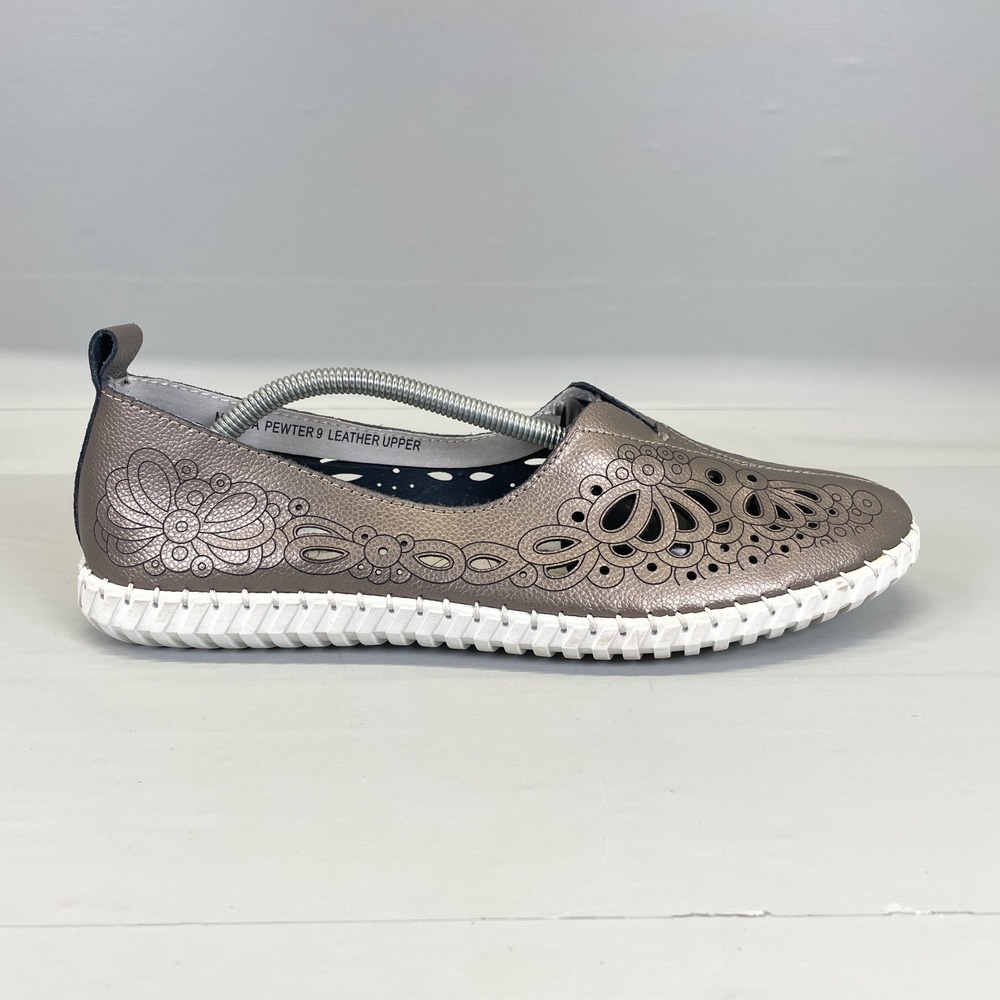 Spring Step Mirtha Shoes Womens Size 9 Pewter Leather Slip On Perforated Flats
